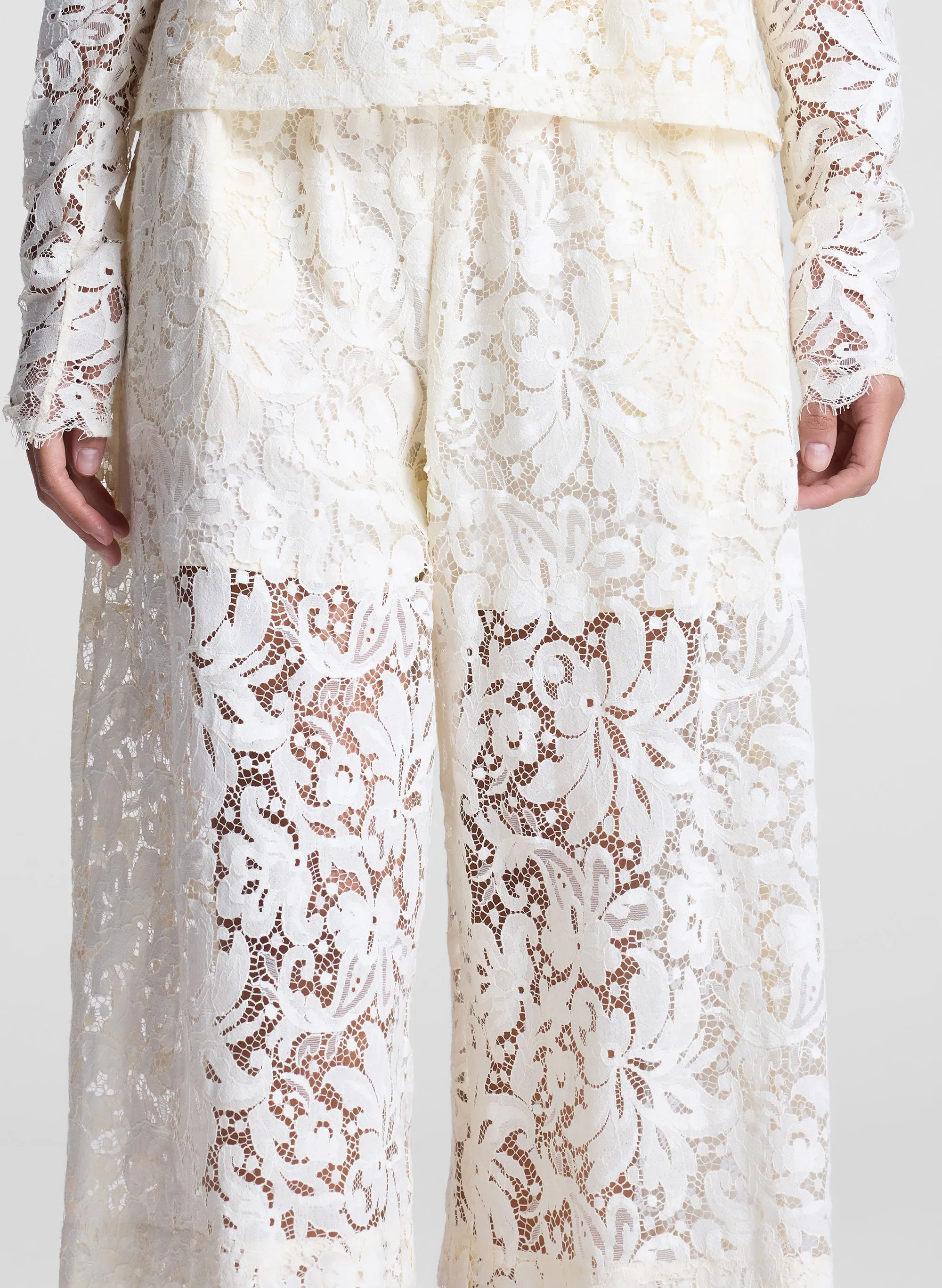 Bodie Lace Short