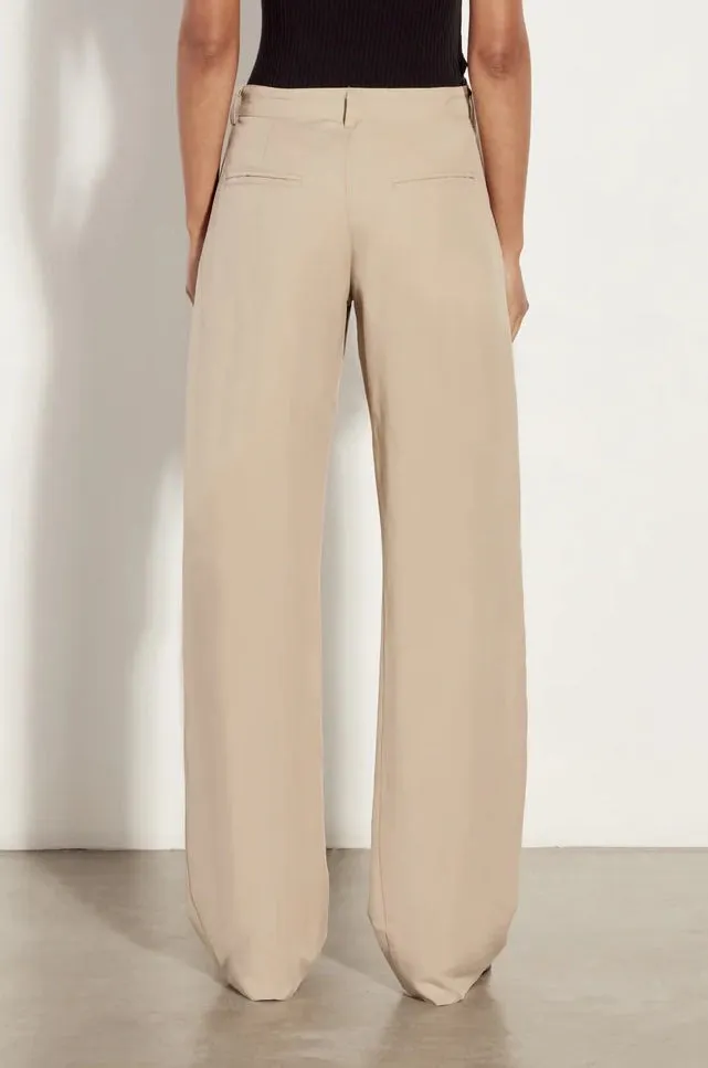 Twill Straight Leg Trouser in Clay